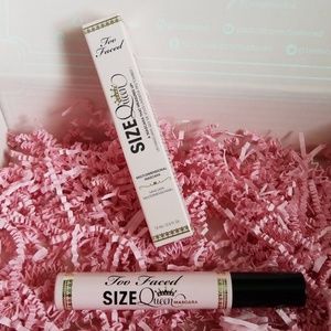 Too Faced Size Queen Mascara